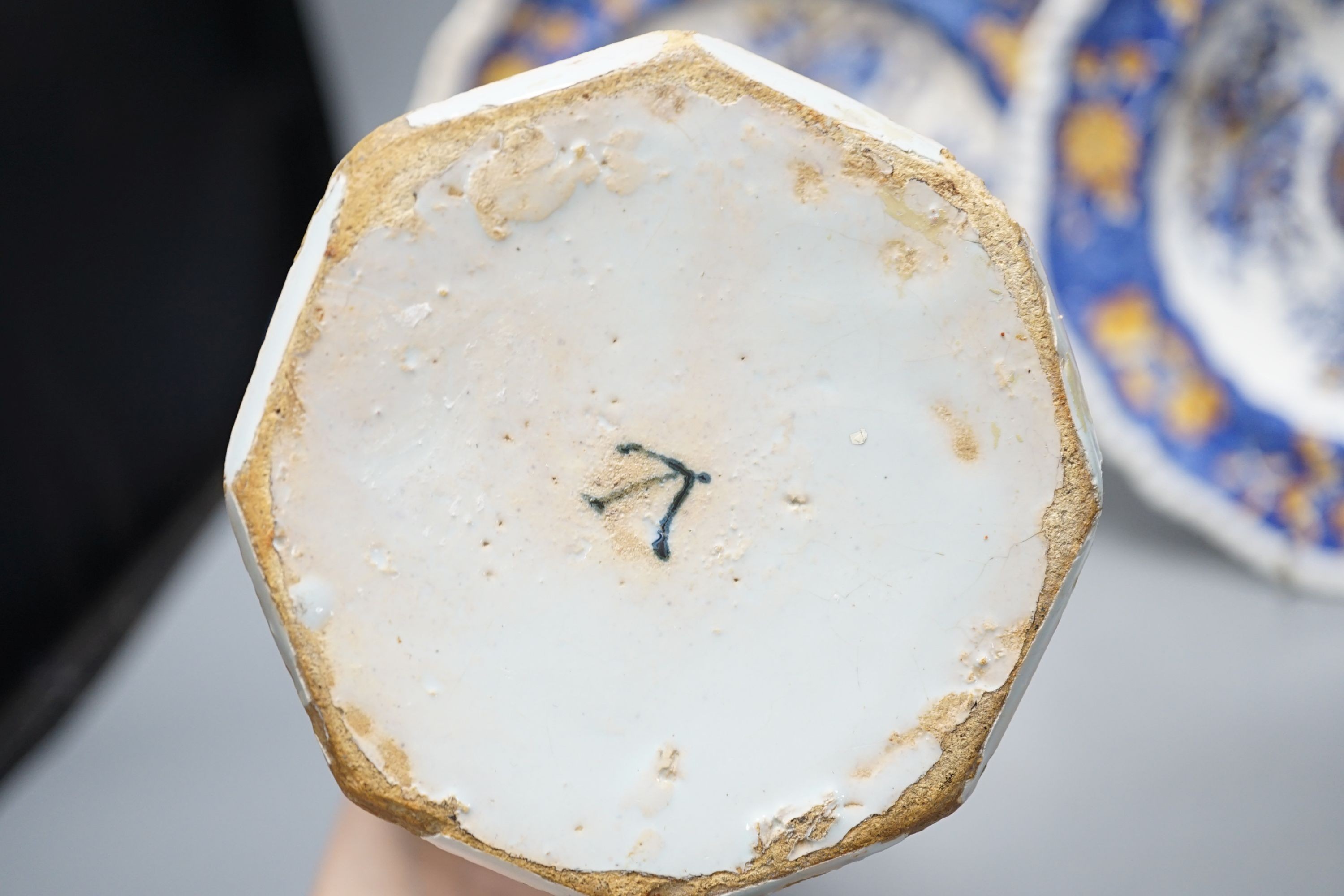 An 18th century Deflt vase and two early 19th century Spode pottery dishes, vase 24 cms high